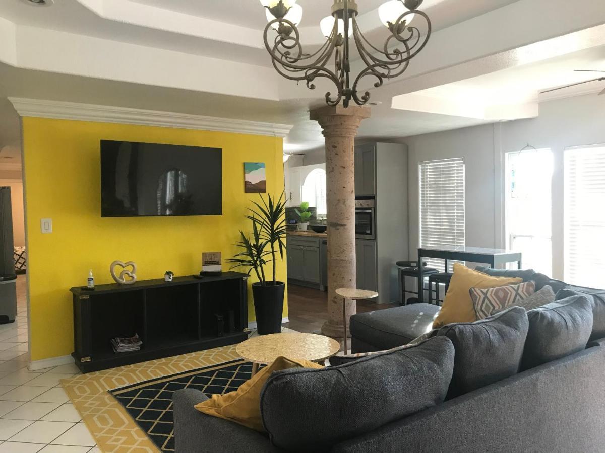 Cheerful 4 Bedroom Home With Pool And Bbq Area With 5Th Bedroom Option 브라운즈빌 외부 사진